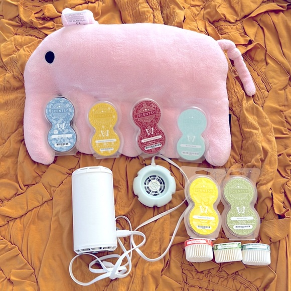 Scentsy Other - Scentsy Fan and Scentsy Pods Bundle includes 2 Fans and 12 Pods!